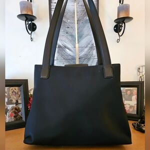 Coach Vintage Mercer Nylon Twill tote E9K-7402. GUC